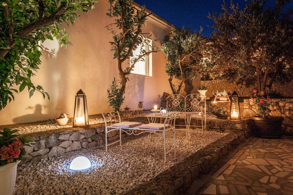 סופטאר Villa Sarah מראה חיצוני תמונה